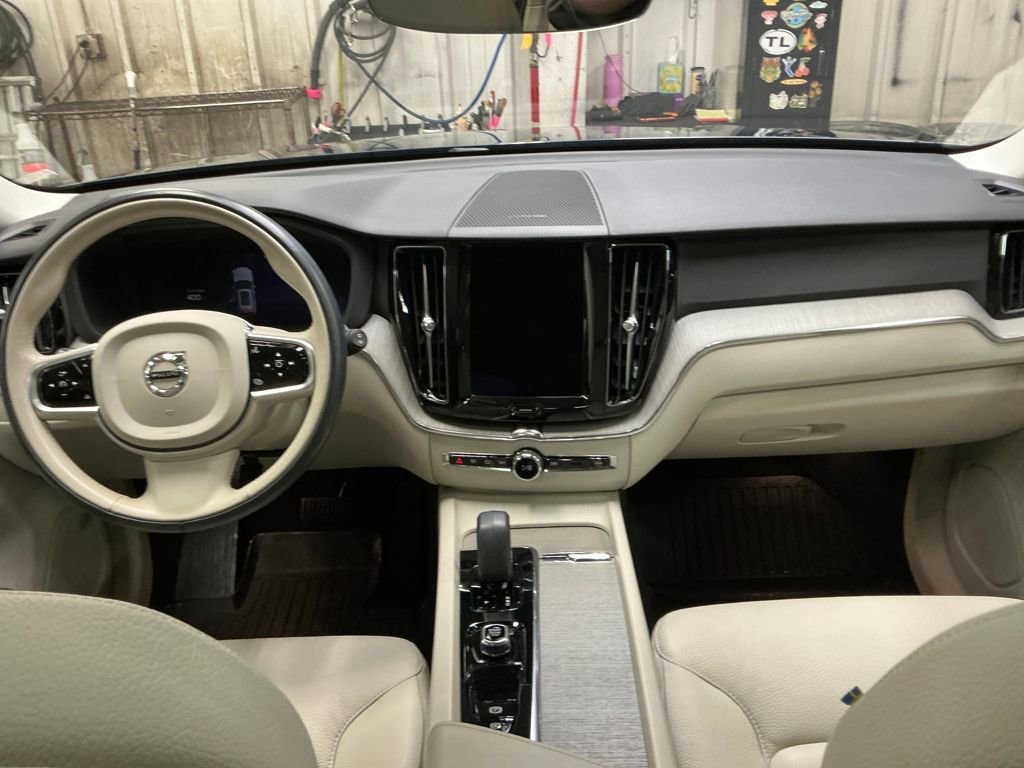 Used 2023 Volvo XC60 B5 Plus w/ Climate Package image 18