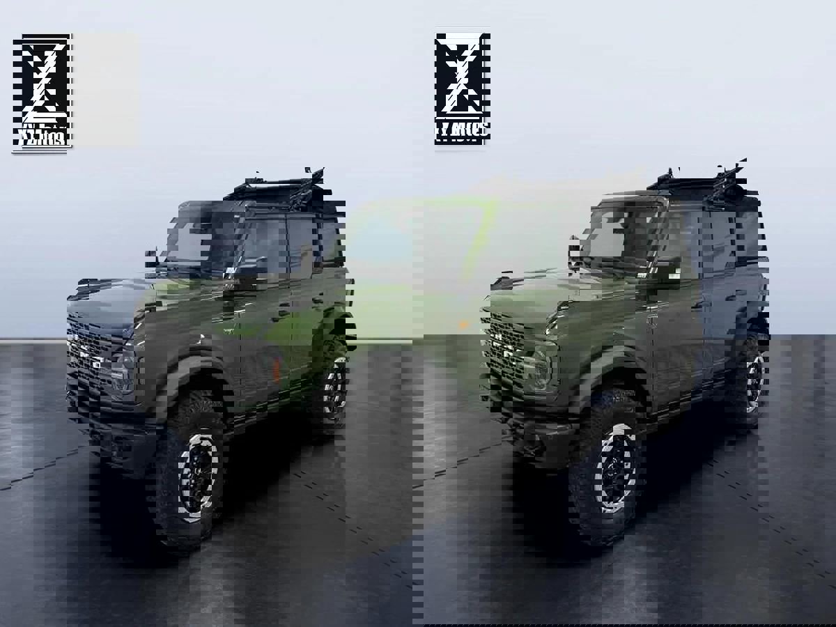 Used 2023 Ford Bronco Badlands w/ Sasquatch Package image 2