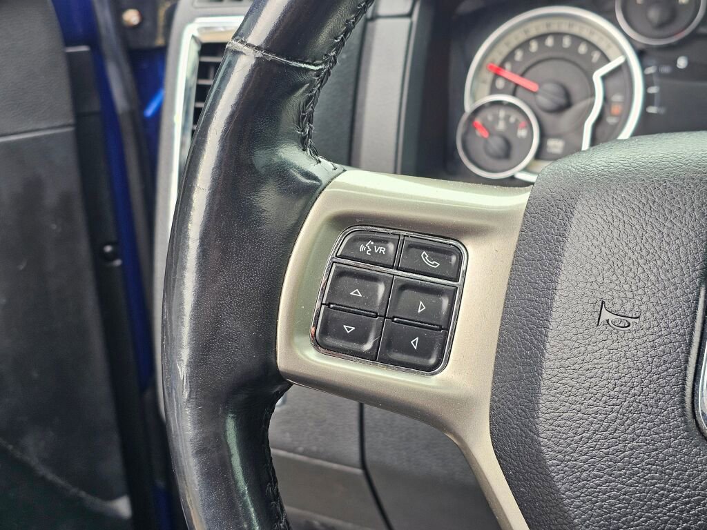 Used 2018 RAM 1500 Laramie w/ Convenience Group AWD/4WD image 32
