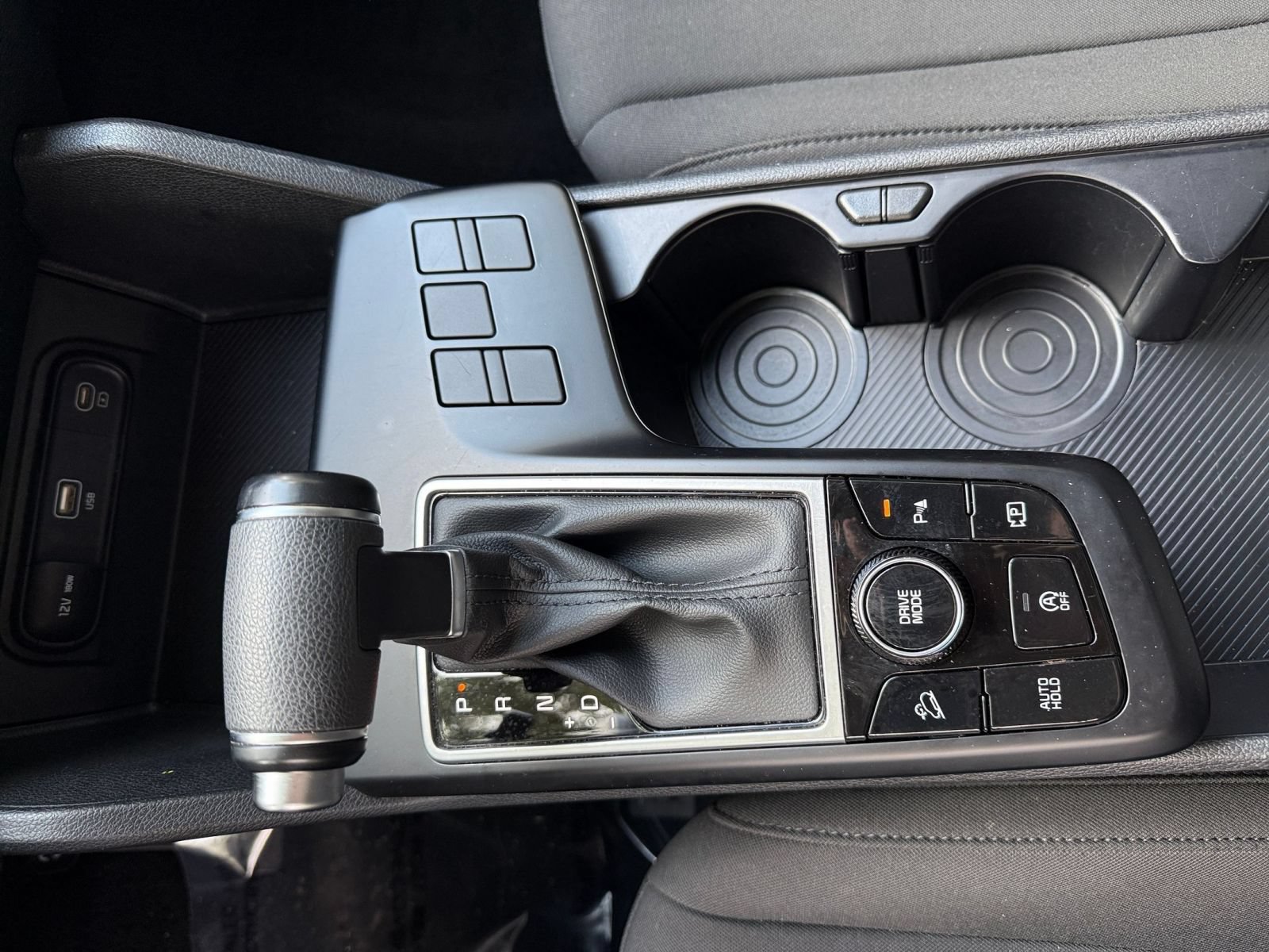 Used 2025 Kia Sportage LX FWD image 38