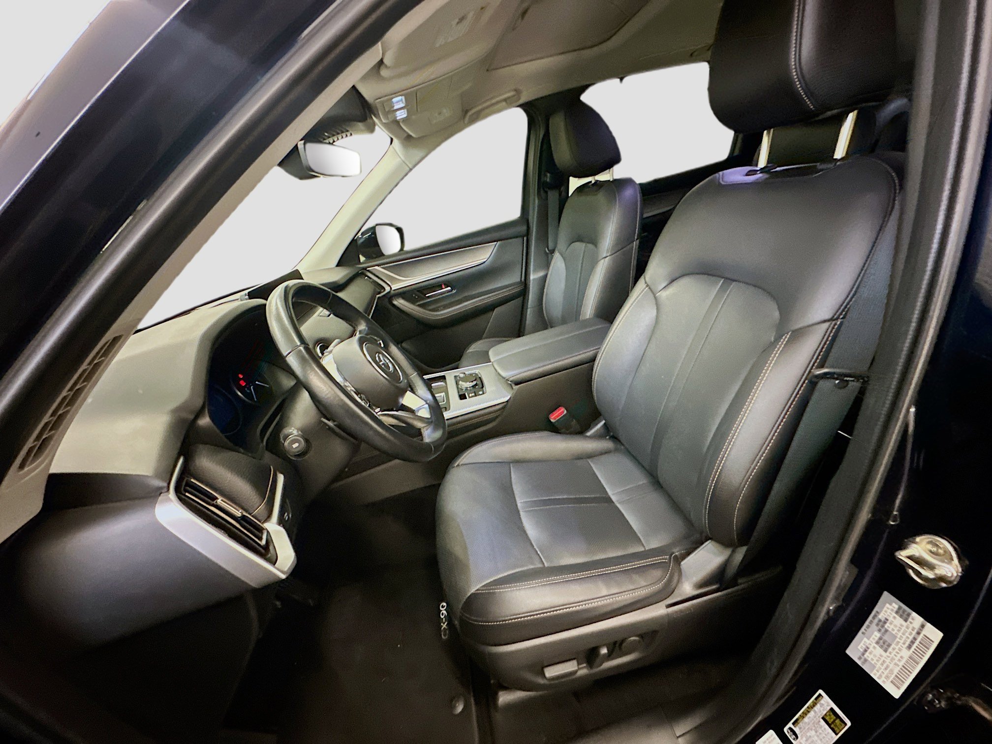 Used 2024 MAZDA CX-90 3.3 Turbo w/ Preferred Plus image 13