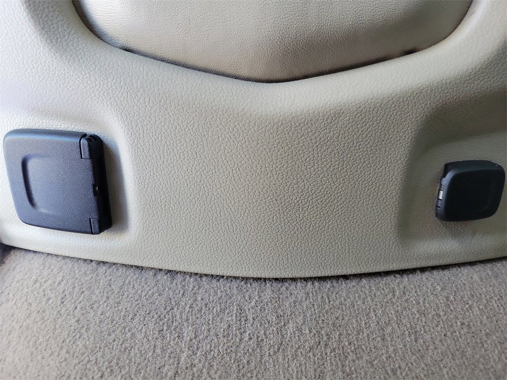 Used 2019 Cadillac Escalade Luxury image 18