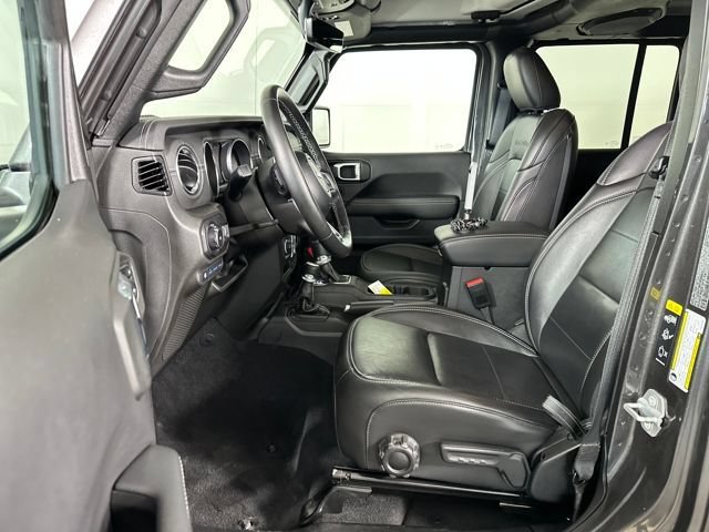 Used 2023 Jeep Wrangler Unlimited Sahara w/ Cold Weather Group AWD/4WD image 11