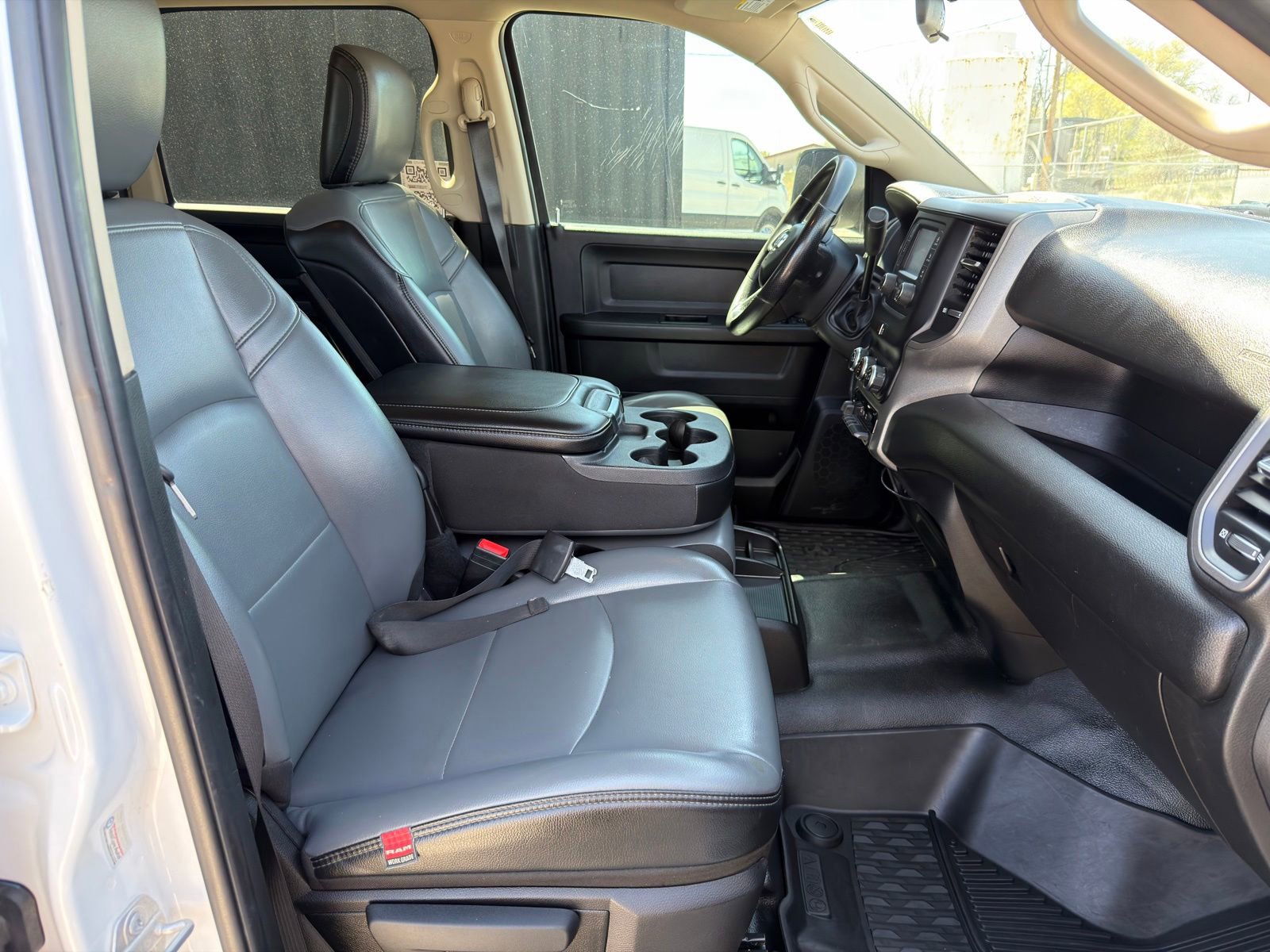 Used 2019 RAM 3500 Tradesman w/ Chrome Appearance Group AWD/4WD image 36