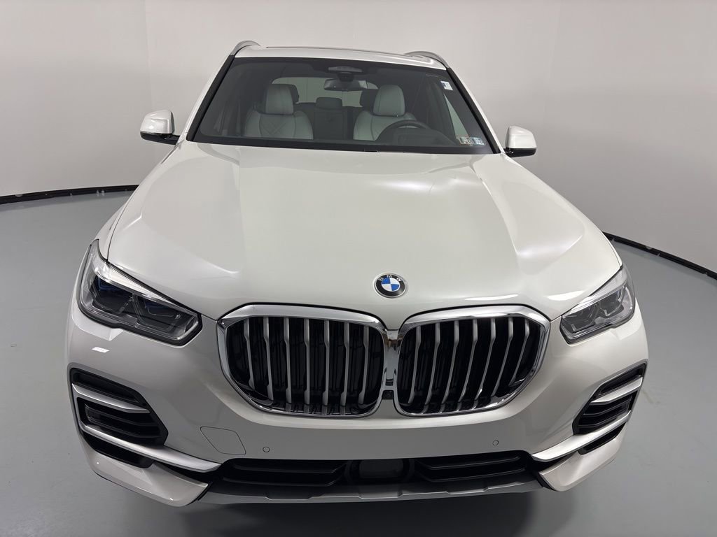 Certified 2023 BMW X5 xDrive40i w/ Executive Package image 2