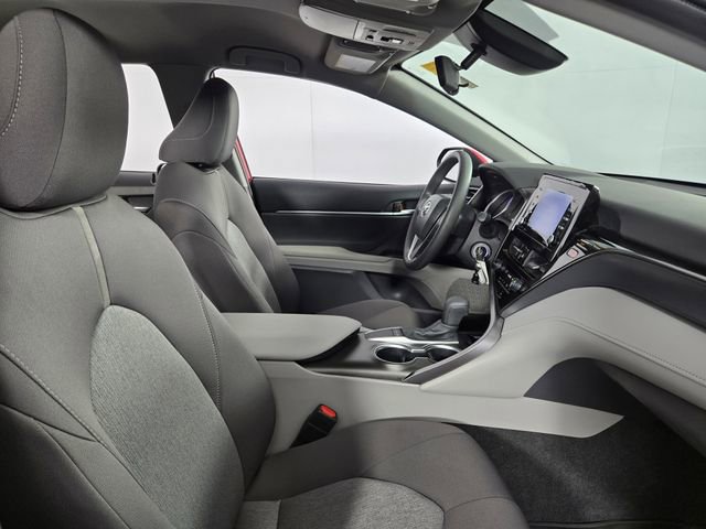 Used 2023 Toyota Camry LE image 13