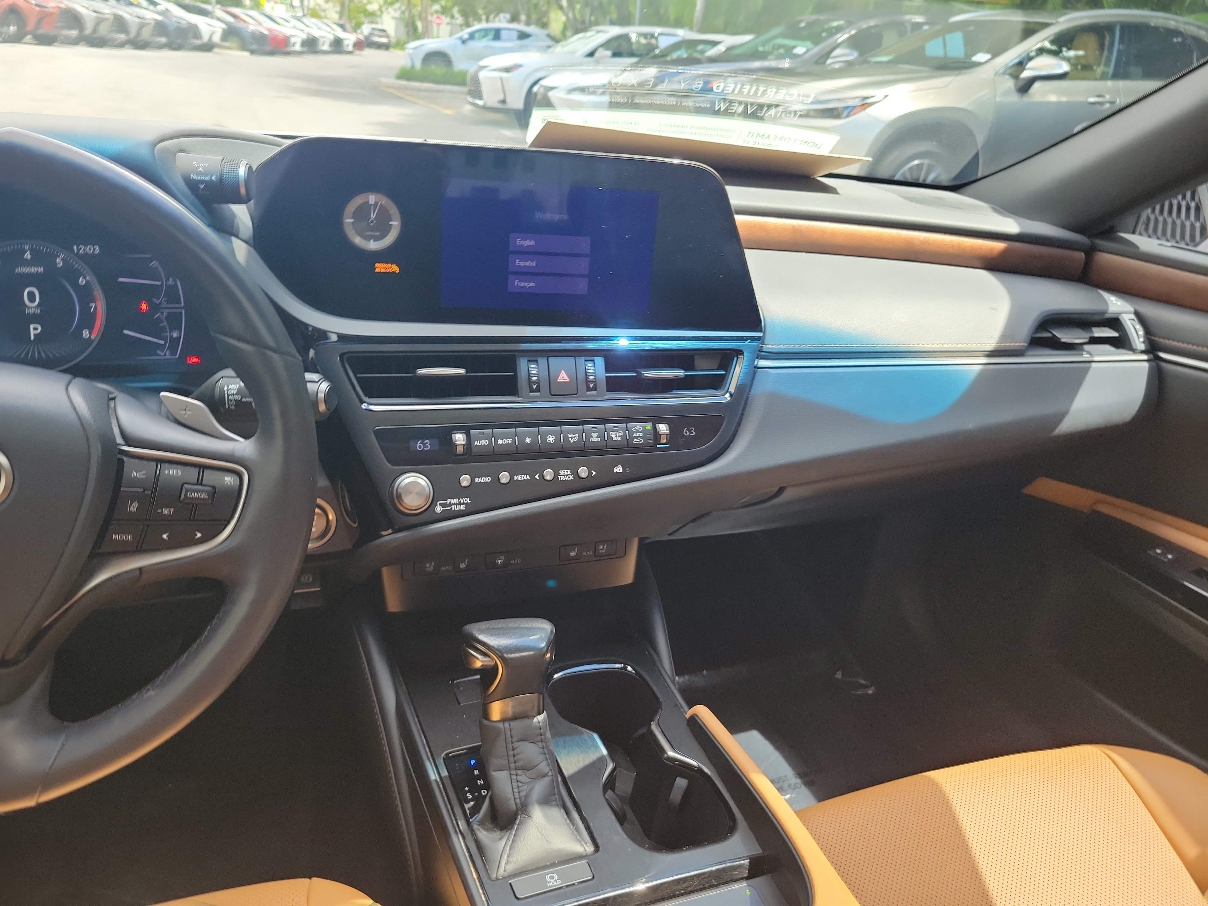 Used 2024 Lexus ES 350 w/ Premium Package FWD image 17