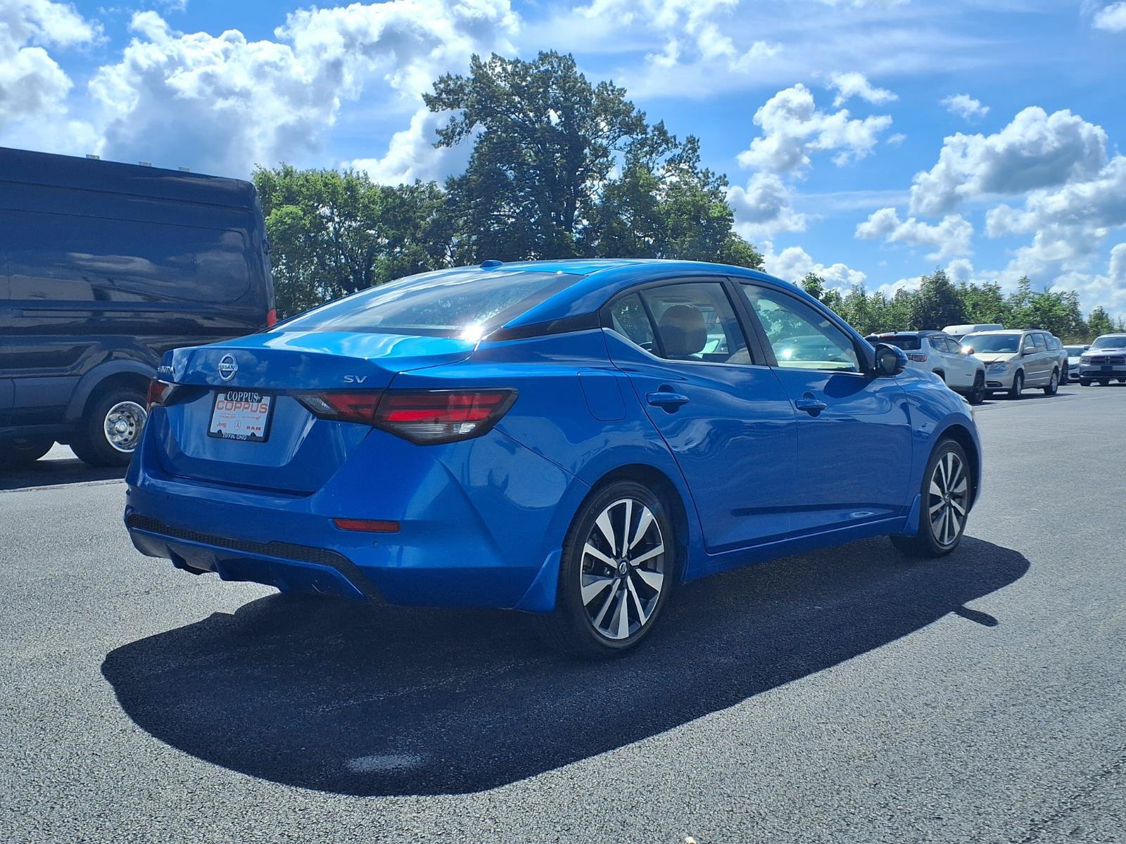 Used 2020 Nissan Sentra SV w/ SV Premium Package FWD image 5