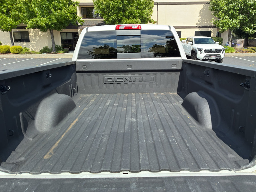 Used 2018 GMC Sierra 1500 Denali w/ Denali Ultimate Package AWD/4WD image 12