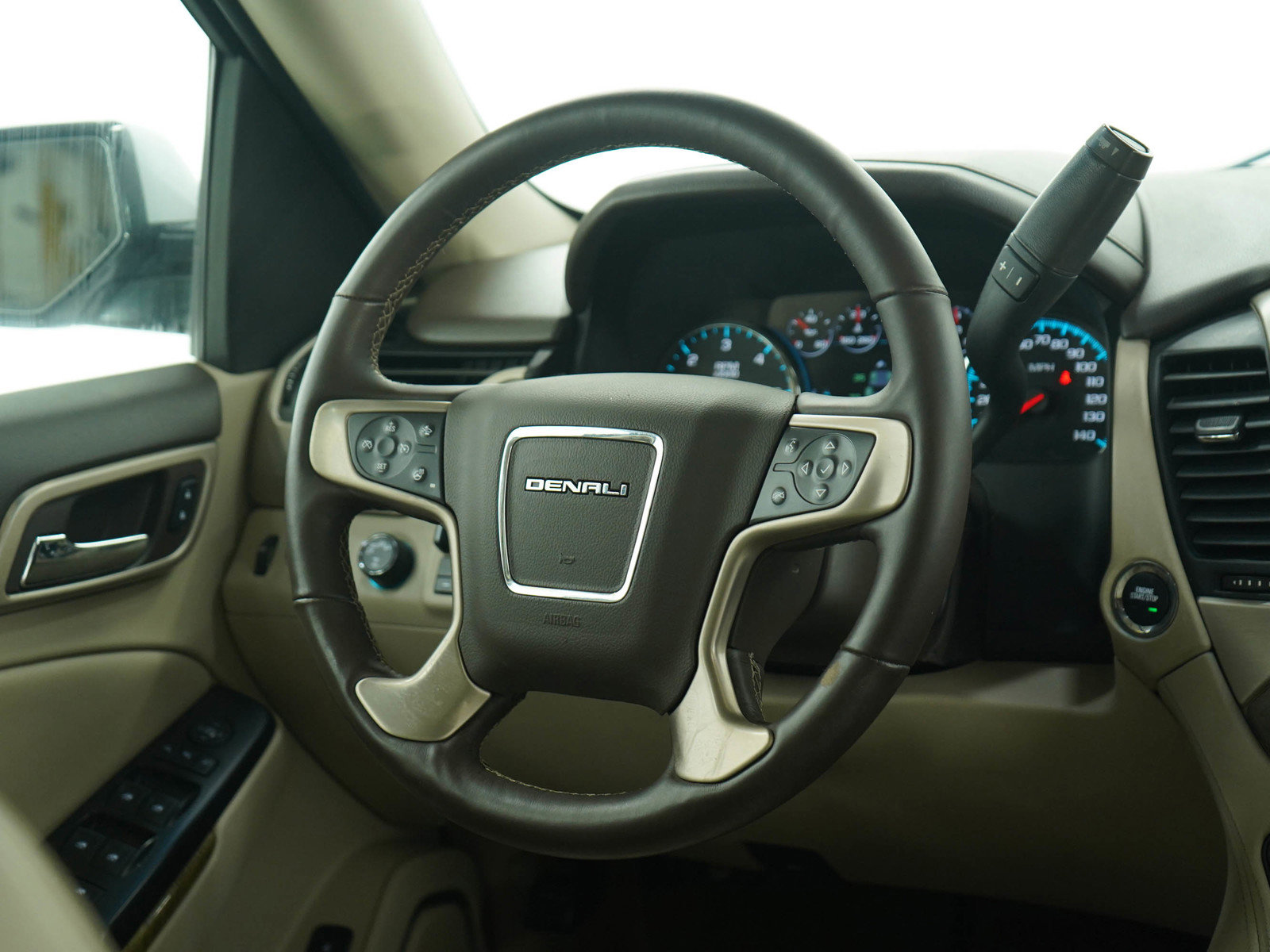 Used 2017 GMC Yukon Denali w/ Open Road Package image 13