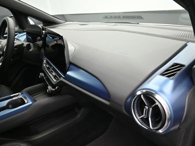 New 2026 Chevrolet Equinox EV LT FWD image 32