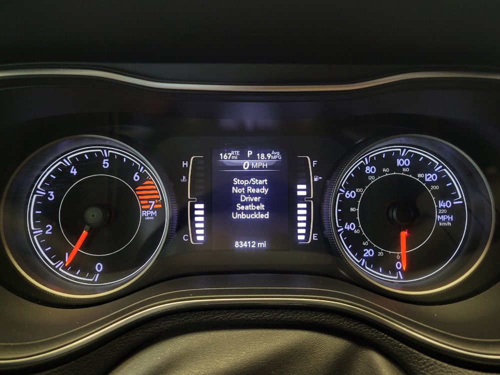 Used 2019 Jeep Cherokee Latitude Plus w/ Cold Weather Group AWD/4WD image 23