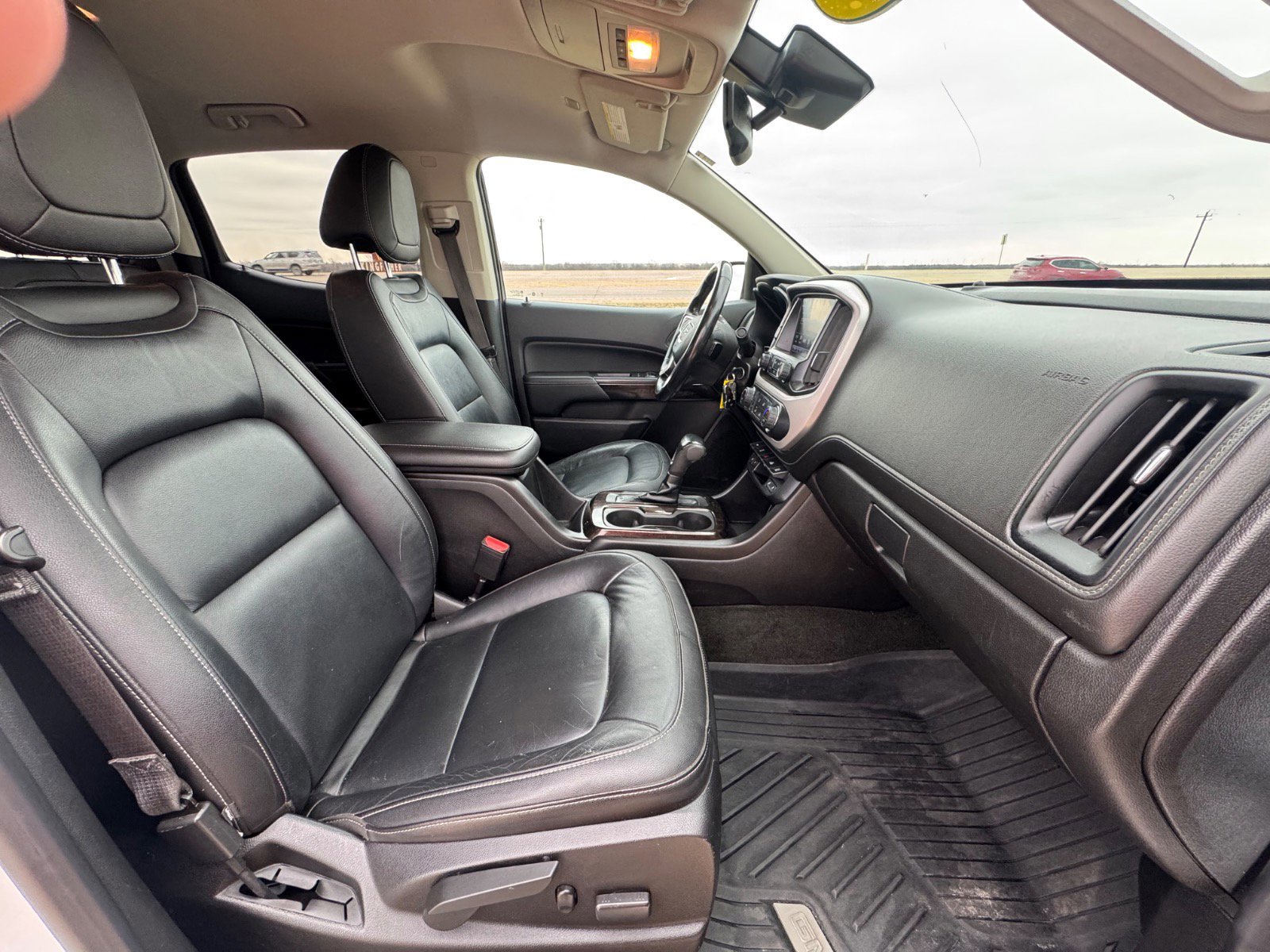 Used 2018 GMC Canyon SLT w/ Driver Alert Package image 17