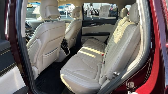 Used 2018 Lincoln MKX Reserve w/ Driver Assistance Package image 15