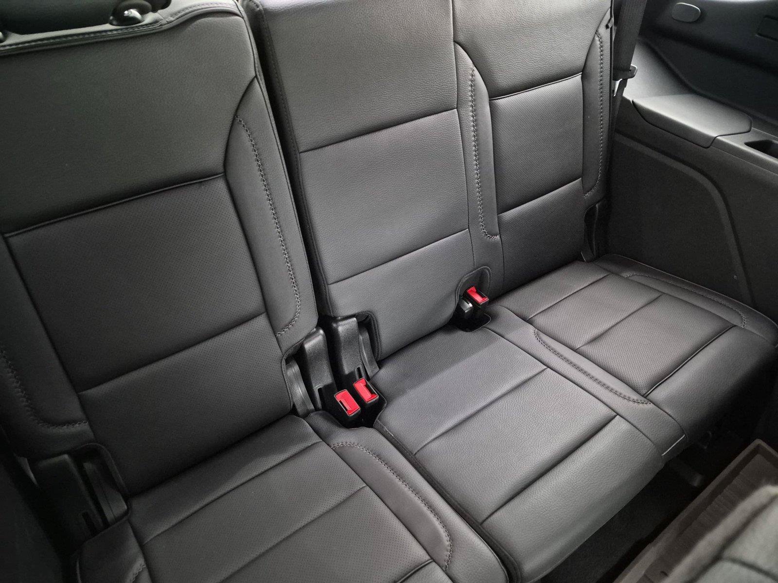 Used 2024 GMC Yukon Denali w/ Advanced Technology Package AWD/4WD image 31