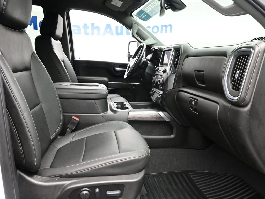 Used 2022 Chevrolet Silverado 2500 LTZ w/ LTZ Plus Package image 7
