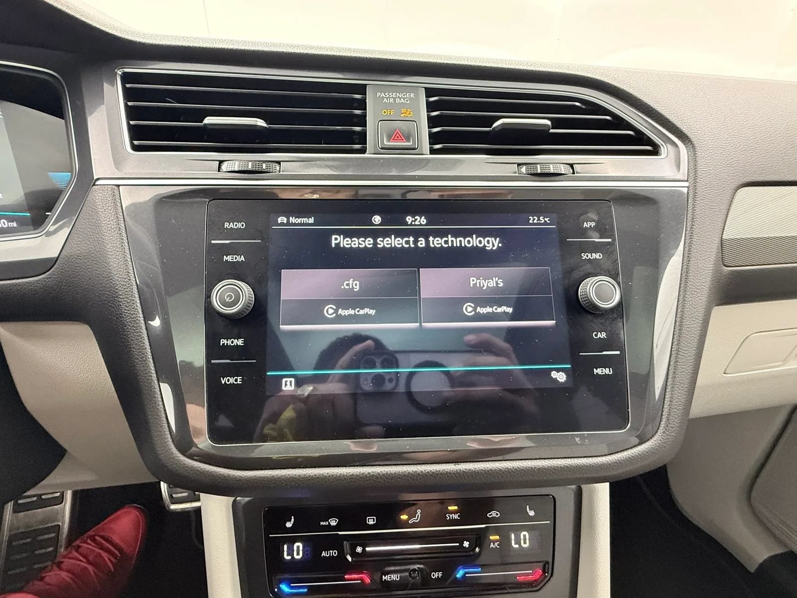 Used 2023 Volkswagen Tiguan SE R-Line AWD/4WD image 37