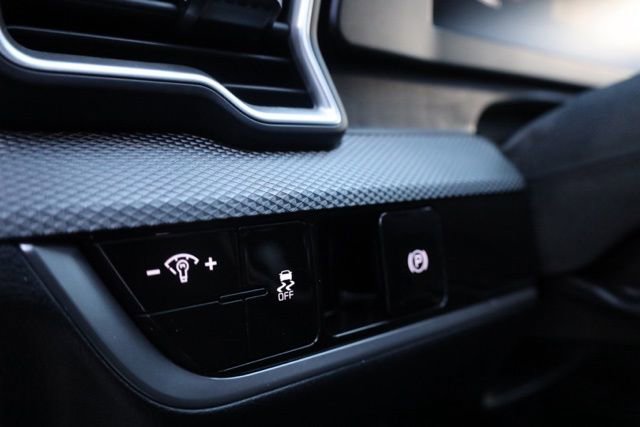 Certified 2024 Kia Sportage LX image 16