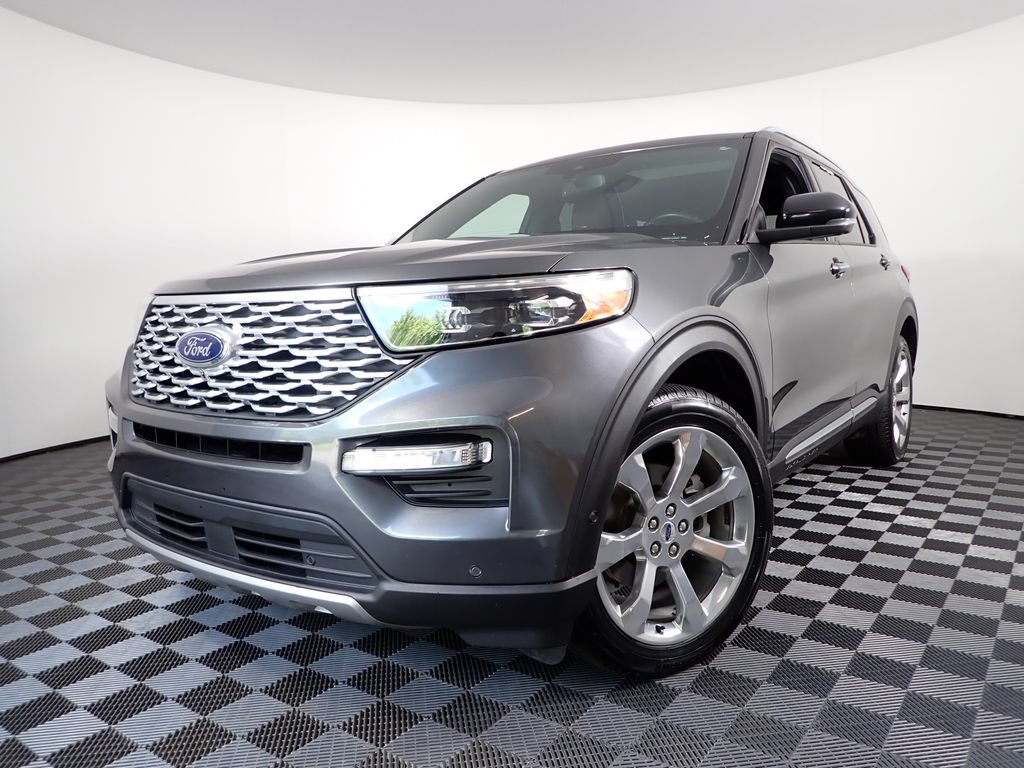 Used 2020 Ford Explorer Platinum w/ Premium Technology Package AWD/4WD image 2