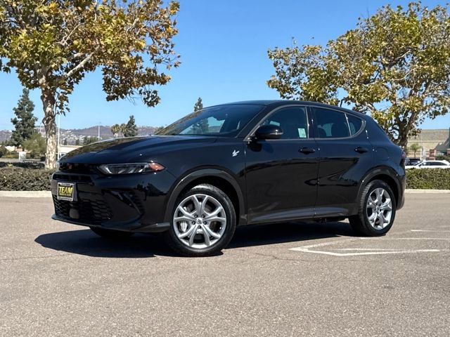 Used 2024 Dodge Hornet R/T Plus image 2