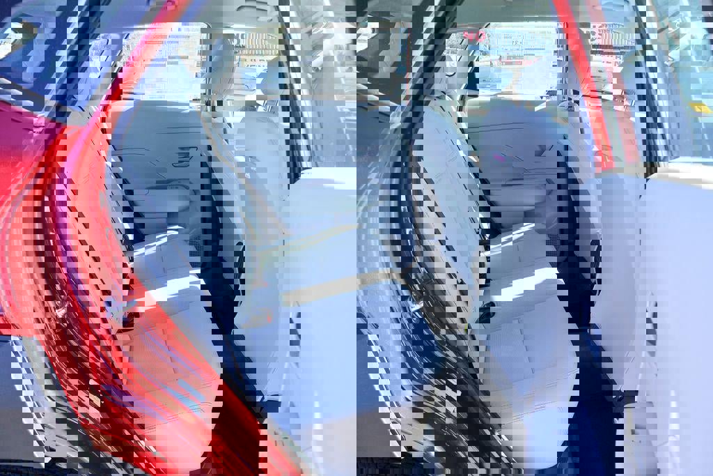 New 2026 Hyundai Kona SE image 10