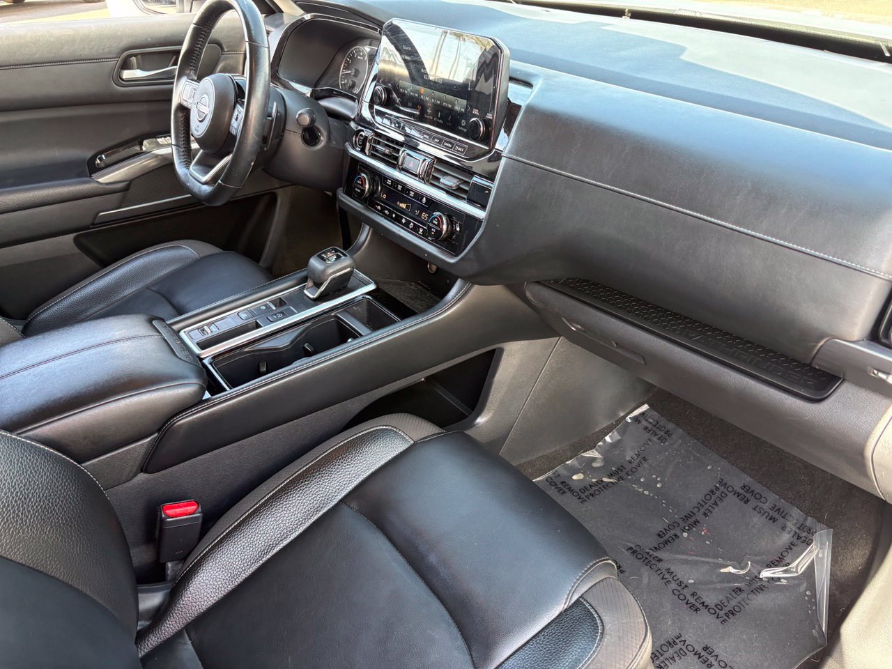 Certified 2022 Nissan Pathfinder SL w/ SL Premium Package FWD image 13