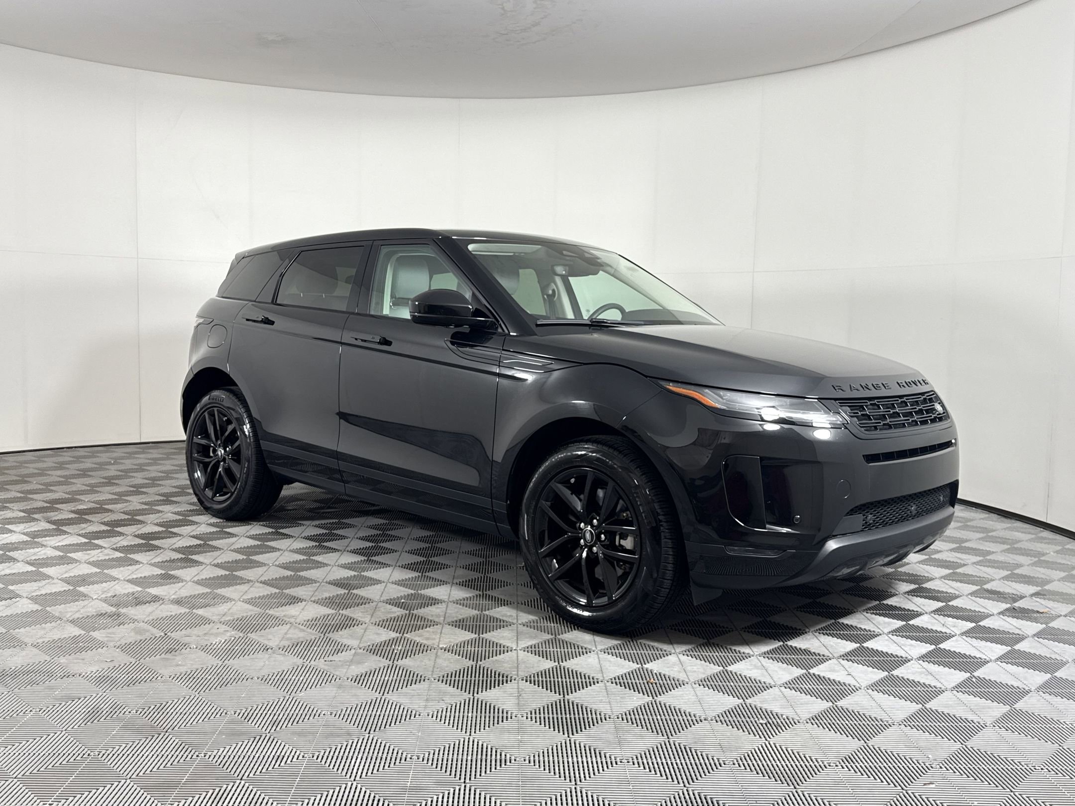 Certified 2024 Land Rover Range Rover Evoque S AWD/4WD image 6