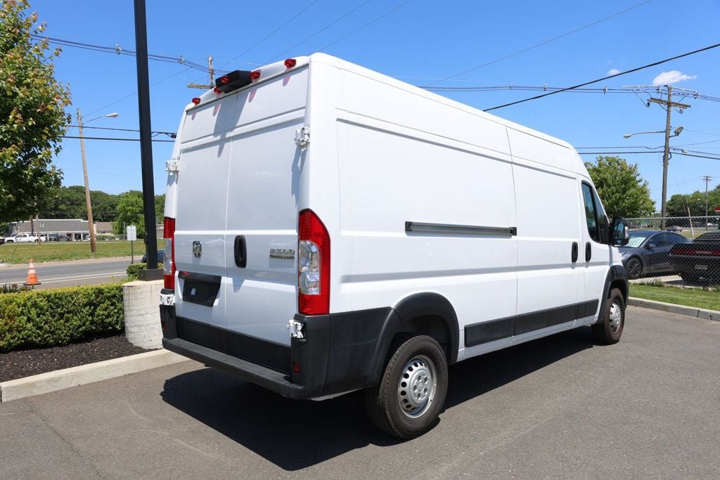 Used 2025 RAM ProMaster 2500 w/ Convenience Group FWD image 5