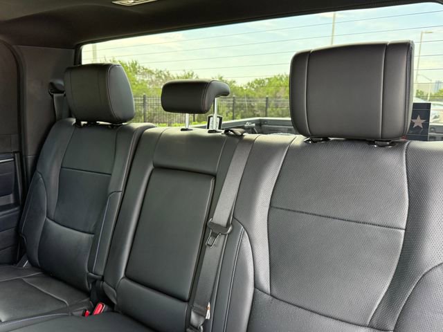 Used 2024 Toyota Tundra Platinum AWD/4WD image 28