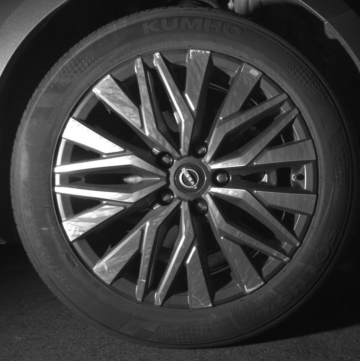 Used 2025 Nissan Altima 2.5 SV image 13