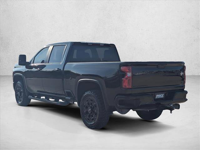 Used 2022 Chevrolet Silverado 2500 LT w/ Midnight Edition image 7
