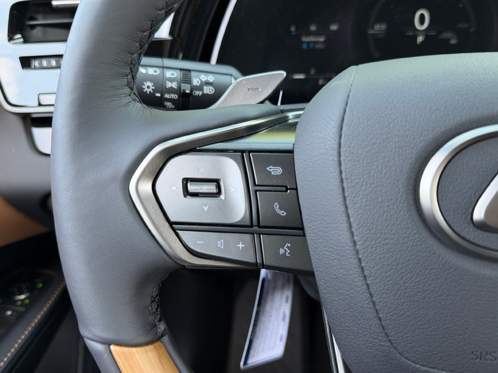 New 2026 Lexus RX 350h AWD/4WD image 16