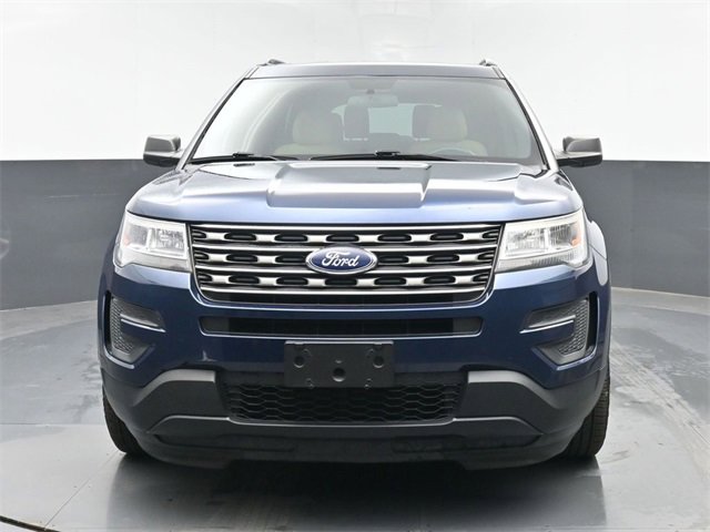 Used 2017 Ford Explorer Base image 3
