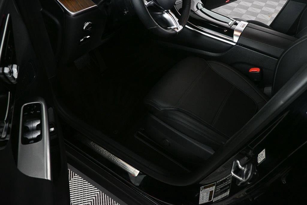Certified 2025 Mercedes-Benz GLC 350e 4MATIC image 8