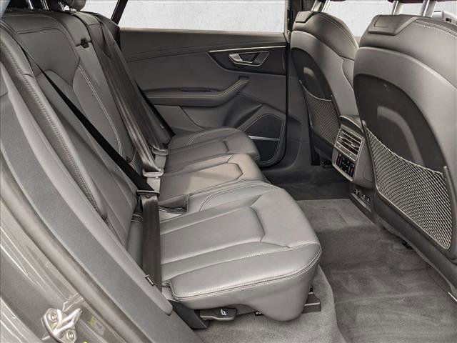 Certified 2025 Audi Q8 Prestige image 21