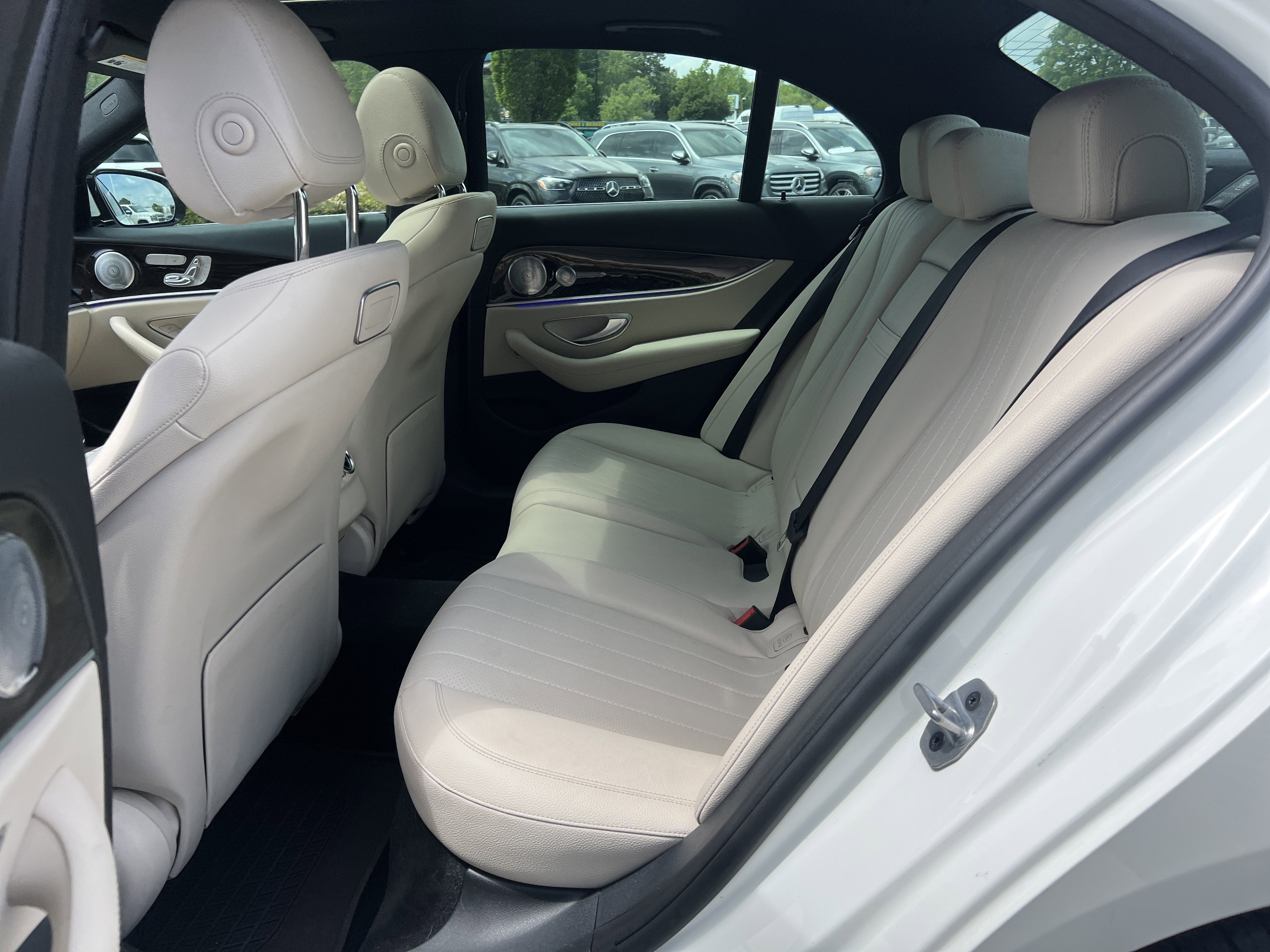 Certified 2019 Mercedes-Benz E 300 image 32