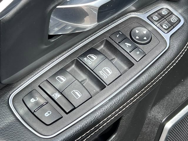 Used 2023 RAM 3500 Laramie AWD/4WD image 22