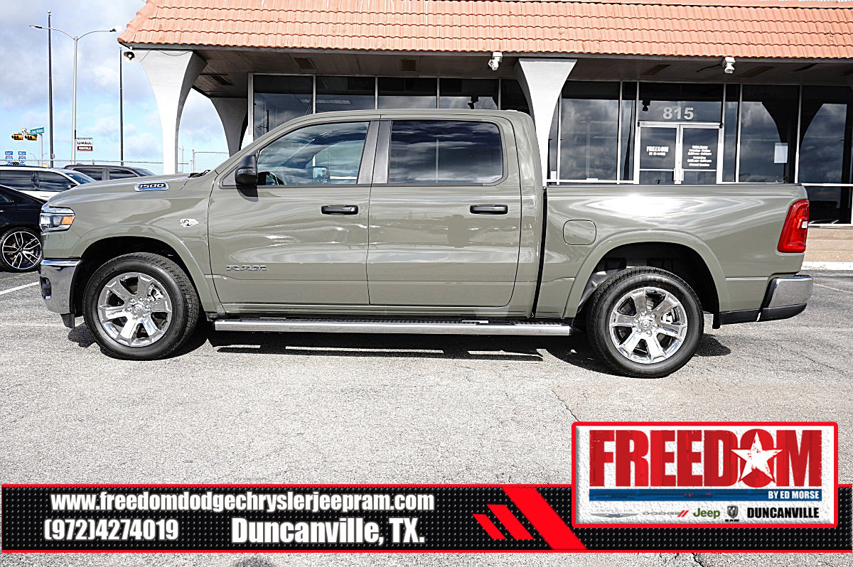 Used 2026 RAM 1500 Big Horn AWD/4WD image 2
