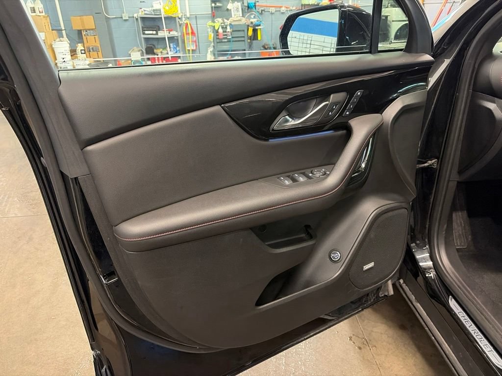 Used 2022 Chevrolet Blazer RS w/ Enhanced Convenience Package FWD image 24