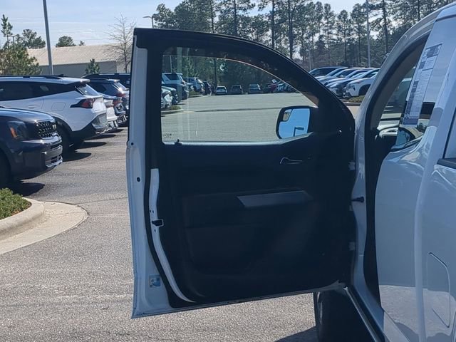 Used 2016 Chevrolet Colorado LT w/ LT Convenience Package image 15