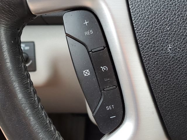 Used 2010 GMC Acadia SLT FWD image 12