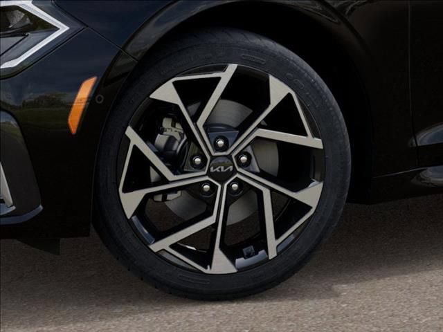 New 2025 Kia K5 EX FWD image 9