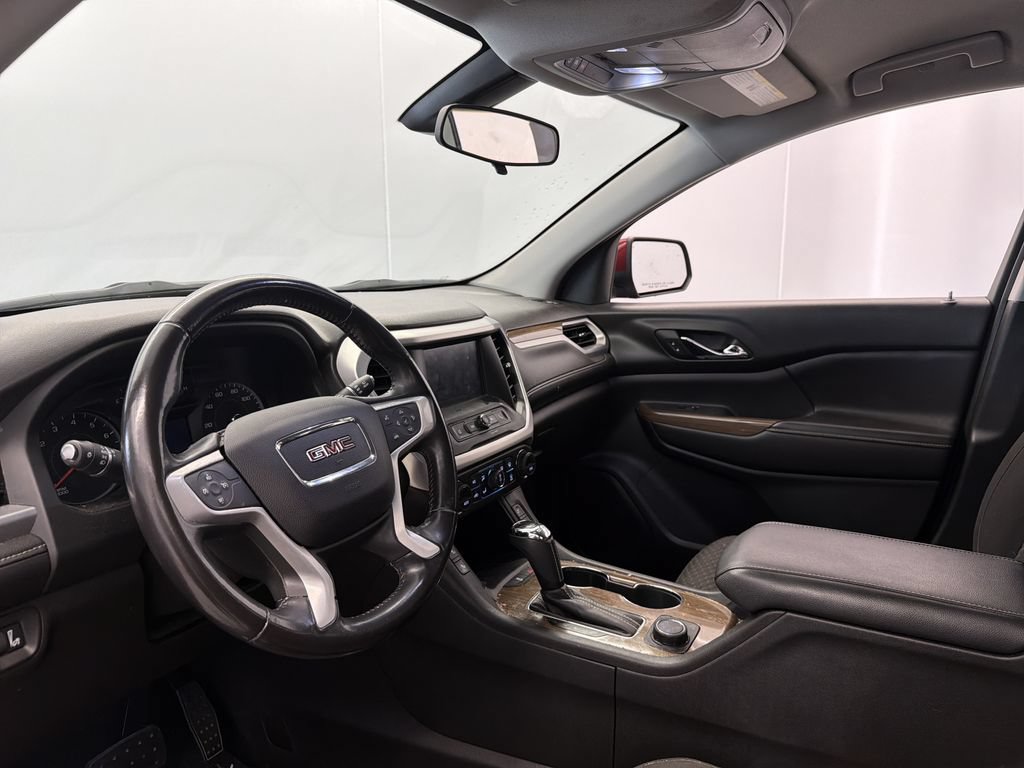 Used 2018 GMC Acadia SLE AWD/4WD image 23