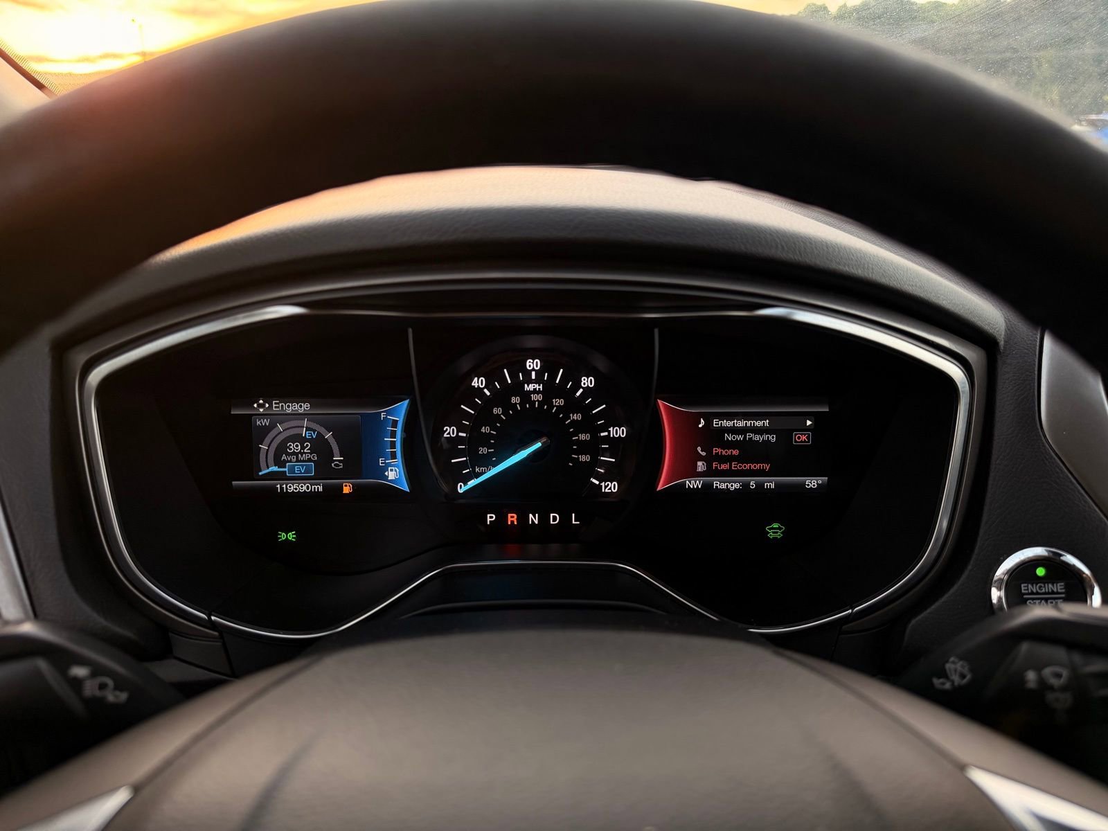 Used 2018 Ford Fusion SE w/ Equipment Group 602A FWD image 28