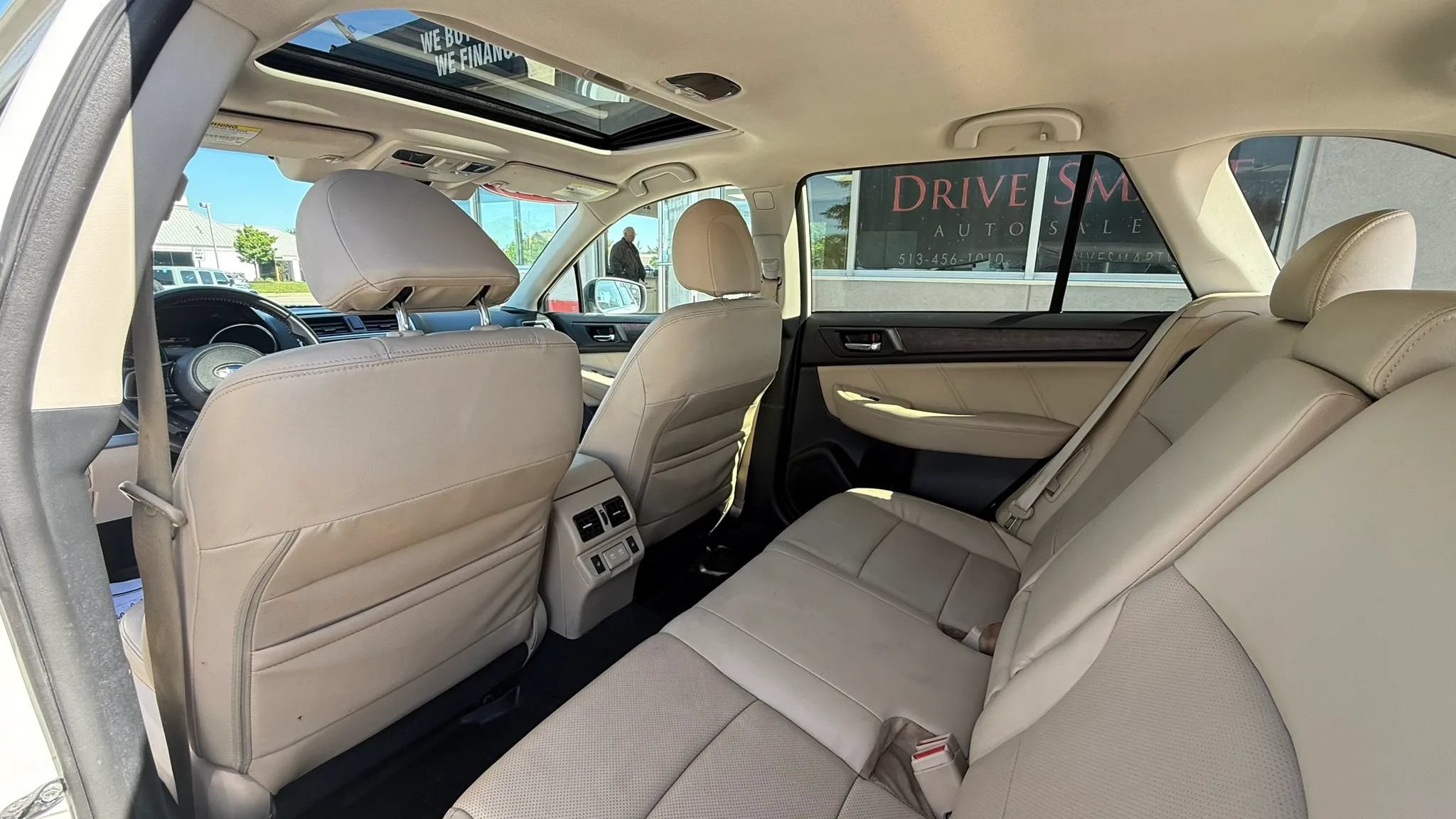 Used 2019 Subaru Outback 3.6R Limited w/ Popular Package #2 AWD/4WD image 11