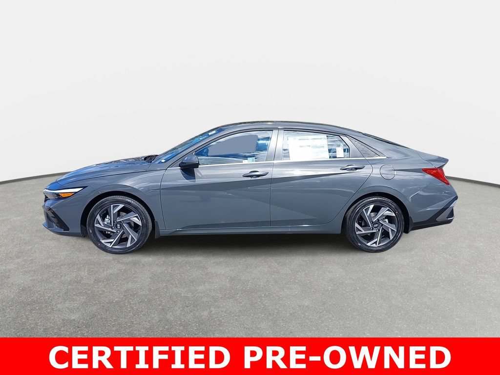 Certified 2025 Hyundai Elantra Limited FWD image 8