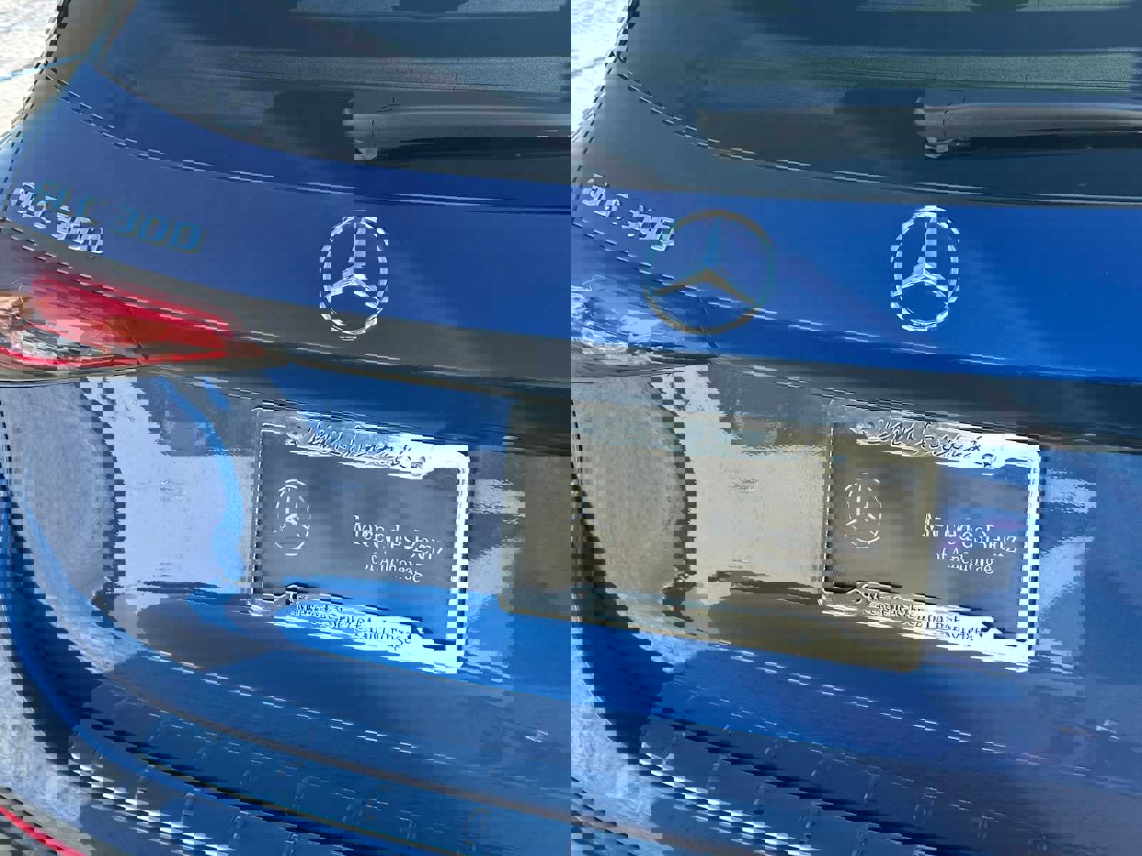 Used 2025 Mercedes-Benz GLC 300 4MATIC image 14