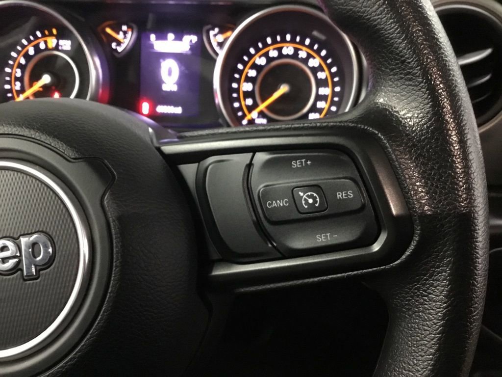 Used 2021 Jeep Gladiator Sport image 31