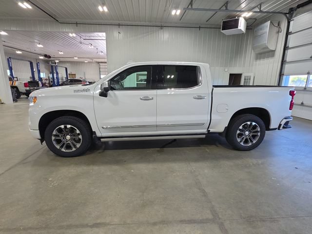 Used 2023 Chevrolet Silverado 1500 High Country w/ Technology Package AWD/4WD image 5