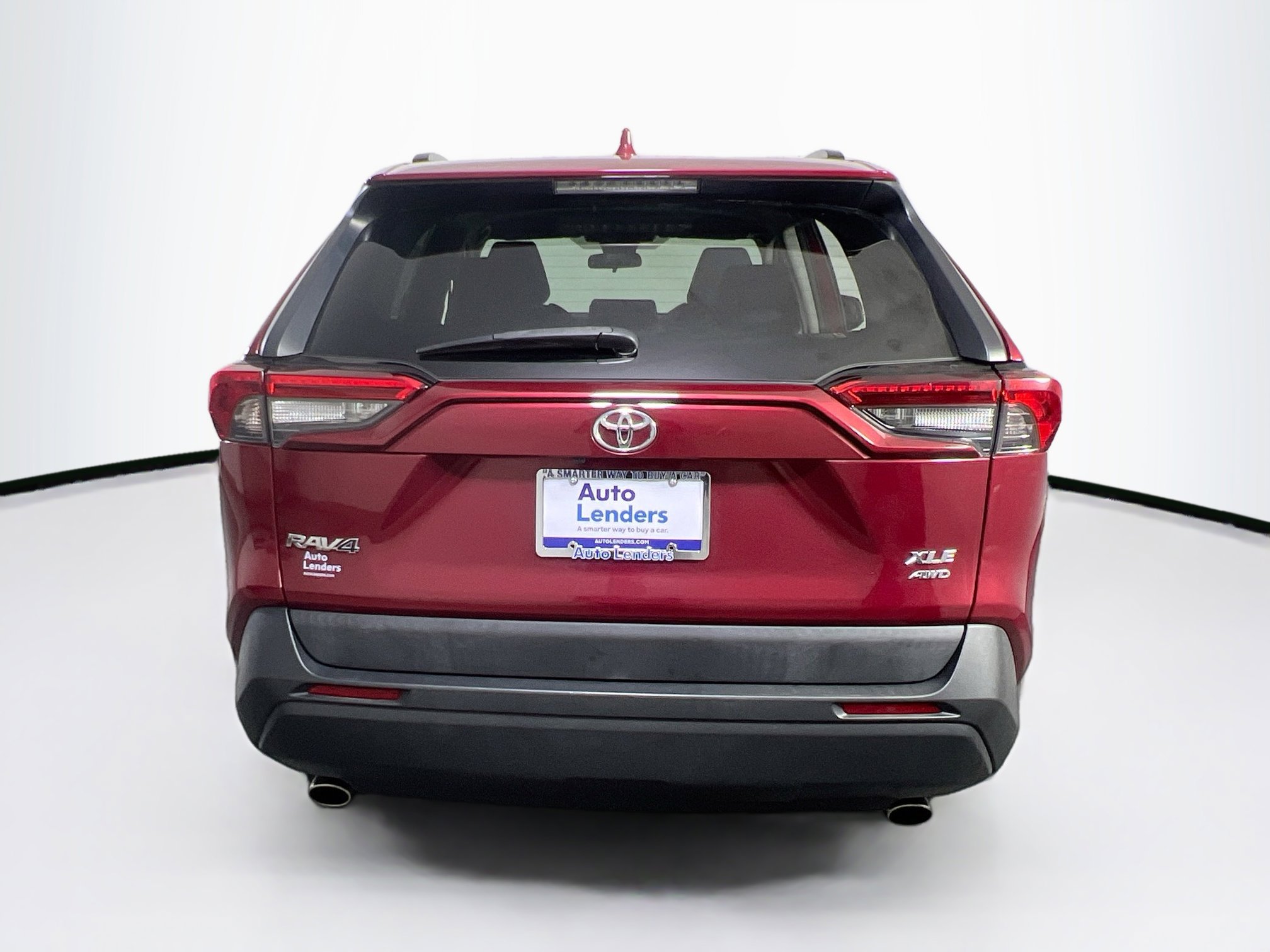Used 2020 Toyota RAV4 XLE w/ All Weather Liner Package image 6